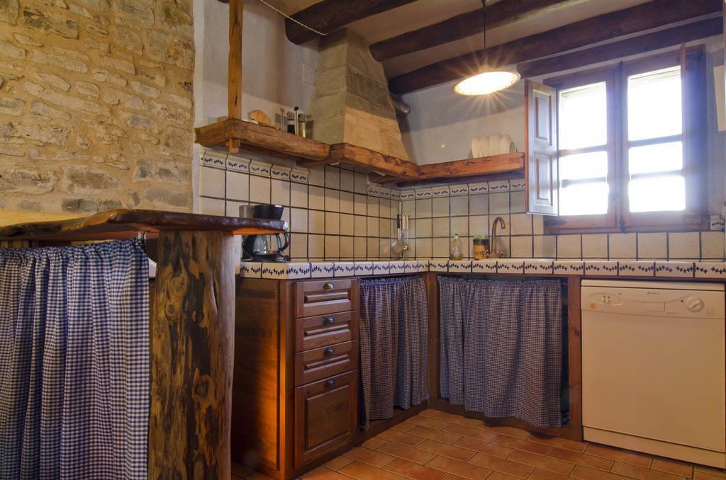 Casa Mur De Alujan Tierrantona Quarto foto